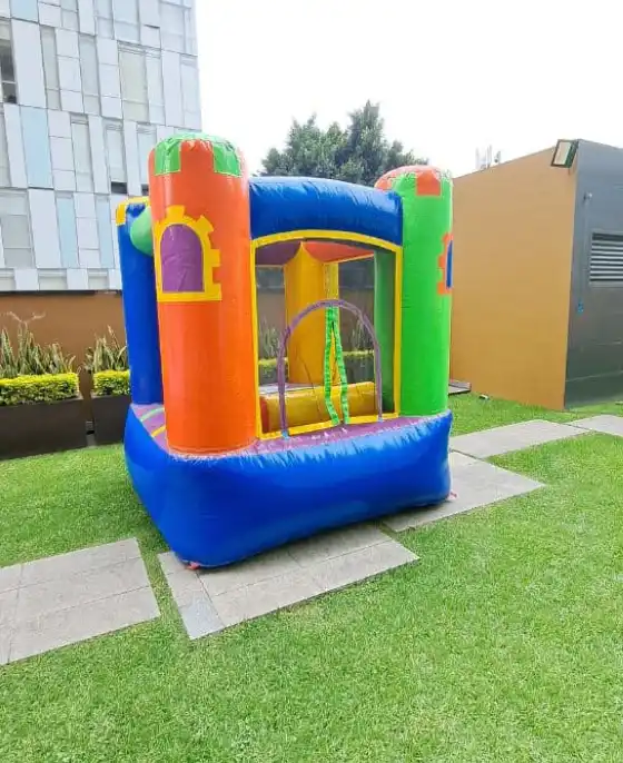 Inflable CASTILLO BABY, castillo pequeño de colores para los más chiquitos