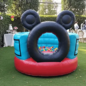 alberca de pelotas de mickey