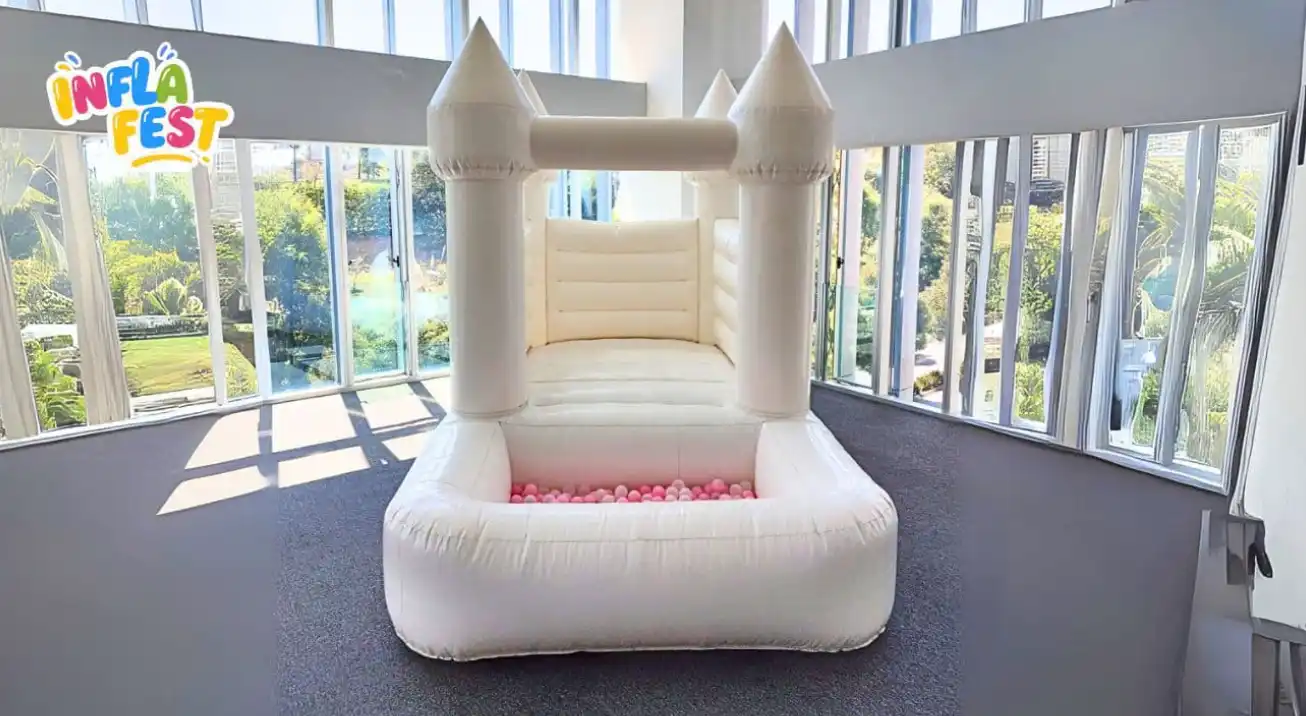 mini castillo blanco