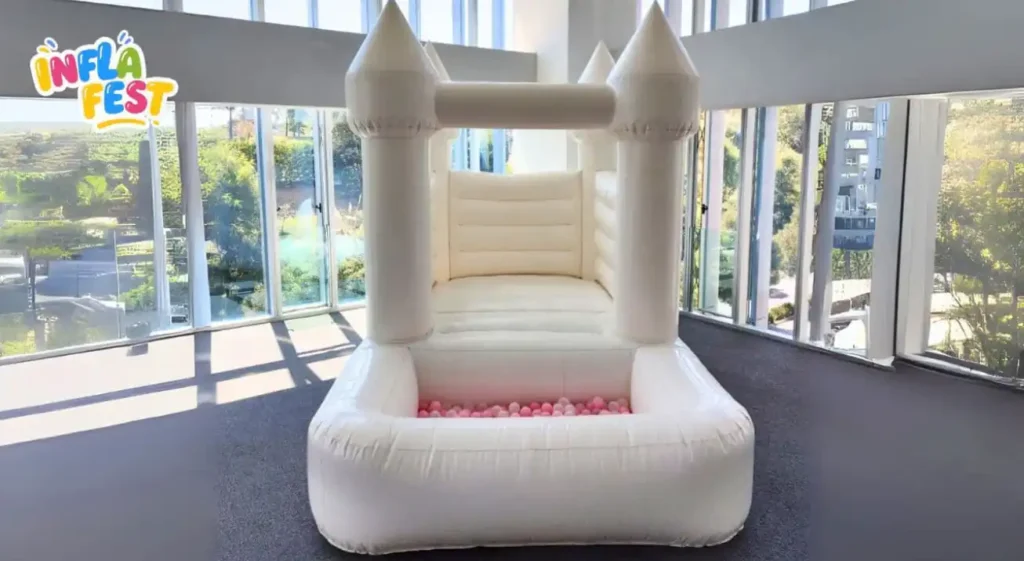 mini castillo blanco