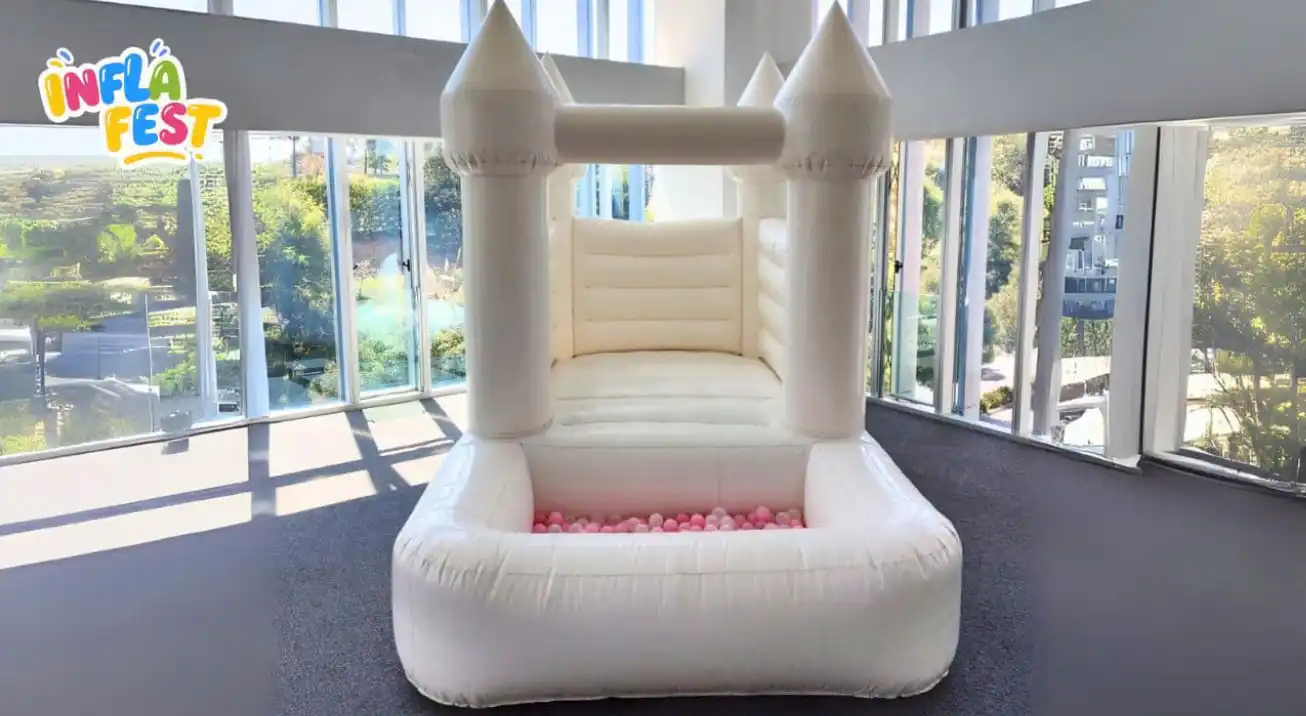 mini castillo blanco