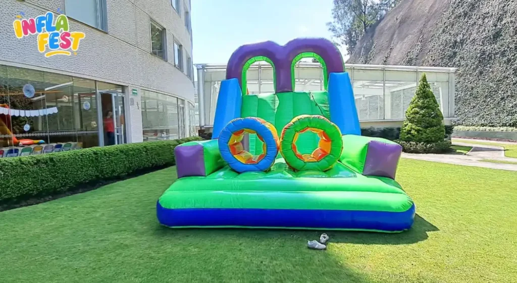 Super tobogan inflable